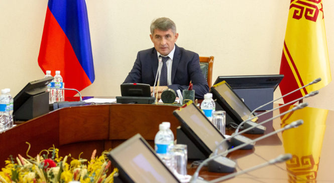 Олег Николаев поручил кардинально усилить работу в области обращения ТКО