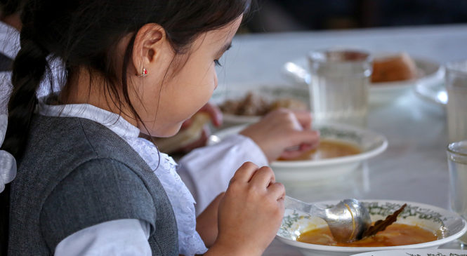 Обед для учеников начальных классов школ Чувашии будет бесплатным