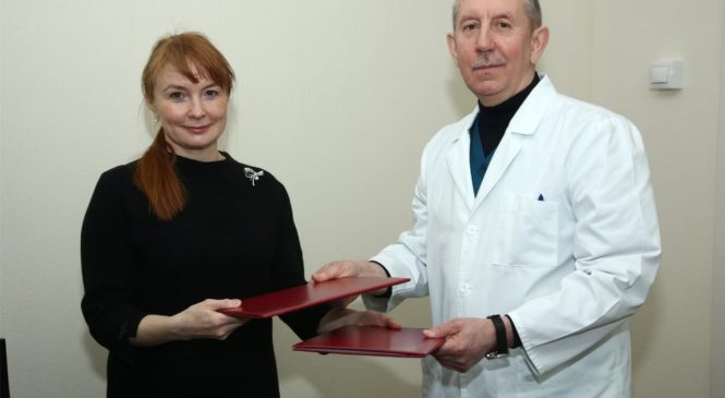 Онкодиспансер подписал соглашение с Союзом женщин Чувашии по психологической поддержке пациентов