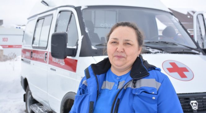 Фельдшер скорой помощи Батыревской подстанции рассказала о том, как попала в программу «Земский фельдшер»