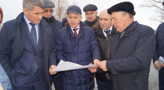 Глава Чувашии Олег Николаев посетил Комсомольский  район