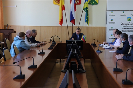 Рабочая встреча главы администрации Комсомольского района Александра Осипова