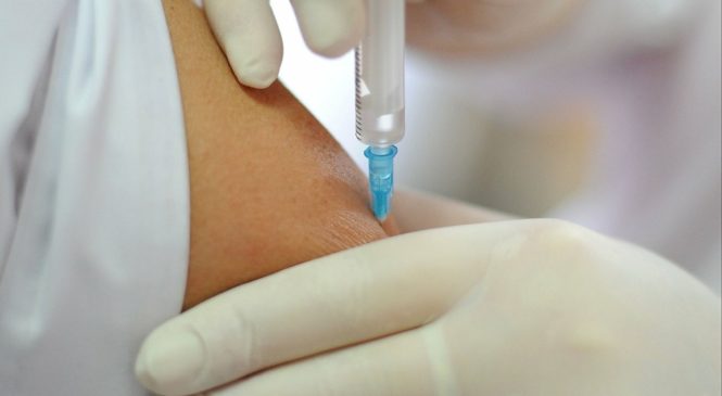Пункты вакцинации от COVID-19 появились в электронном справочнике 2ГИС
