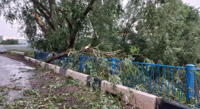 Сегодня на Комсомольский муниципальный округ снова обрушился ураган с сильнейшим ливнем